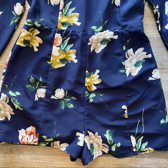 Main Strip romper Medium - Picture 4 of 8